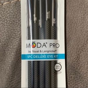 moda pro Makeup - BRAND NEW MODA Pro makeup brushes moda pro Makeup - BRAND NEW MODA Pro makeup brushes